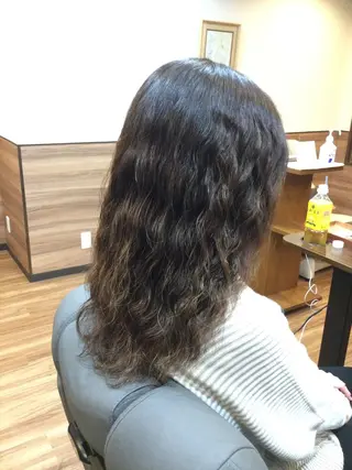 ロング パーマ Annon プライベートサロンのヘアスタイル