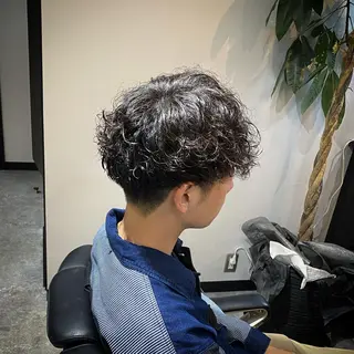 ショート パーマ メンズ 前田賢生 ご新規様はNGのヘアスタイル