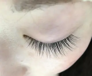 マツエク・マツパ Hachi.eyelash所属・アイデザイナー abeのマツエク・マツパデザイン