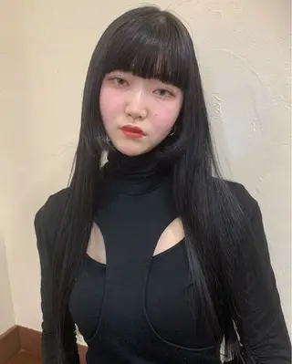 ロング 長沼ゆうか /レイヤーカットのヘアスタイル