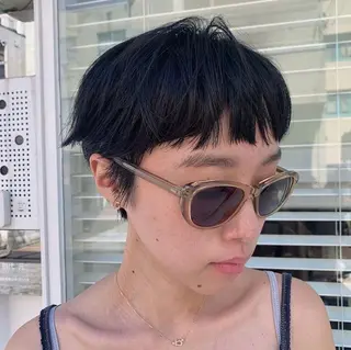 ショート 加藤木麻彩 NEROのヘアスタイル