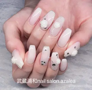 ネイル R inのネイルデザイン