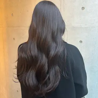 ロング AREND所属・AREND hinanoのヘアスタイル