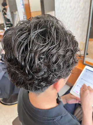 パーマ メンズ 熊谷 はつなのヘアスタイル