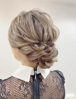 ヘアアレンジ GRANLUSSO 〜グランルッソ駅前店所属・木口 嘉美のヘアスタイル