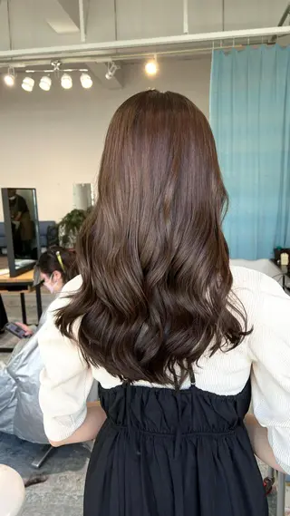 ロング カラー 🌈re-room EIKI🇰🇷のヘアスタイル