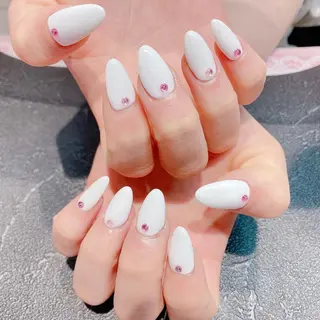 ネイル バニーアイズ　ネイル ニューオータニ博多店のネイルデザイン