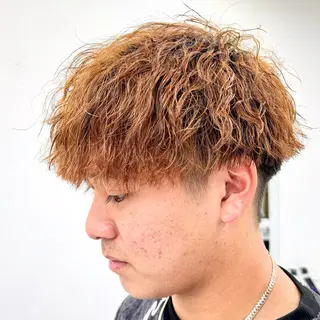 ショート カラー パーマ ヘアアレンジ メンズ 艶カラー の達人のヘアスタイル