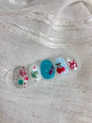 ネイル IYOU NAIL所属・チン セイジョのネイルデザイン