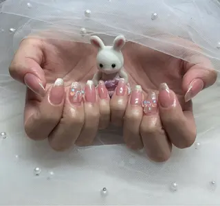 ネイル KARI ネイルサロンのネイルデザイン