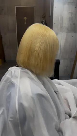 ミディアム MIRAC所属・uda 抜きっぱなし ブロンド/エクステのヘアスタイル