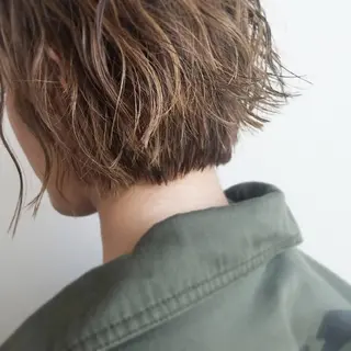 ショート カラー パーマ ヘアアレンジ iplus✴ まつげ、眉毛、耳つぼのマツエク・マツパデザイン