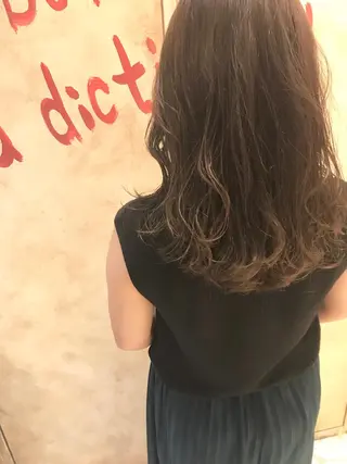 カラー 脇田 雄大のヘアスタイル