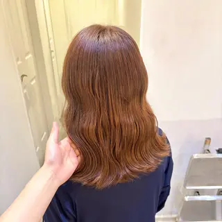 カラー あずみ🪽顔周りレイ ヤー×オリーブ🫒のヘアスタイル