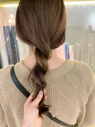 ロング LOREN＋透明感 オリーブhirokoのヘアスタイル