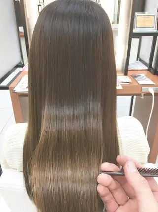 ロング N° jillva ♦️川端裕司♦️のヘアスタイル