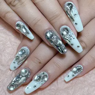 ネイル Diamond NAIL💝のネイルデザイン