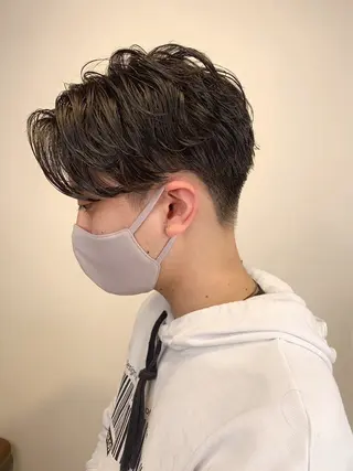 ショート カラー メンズ ◎ブリーチ・レイヤー 特化TOSHIKI◎のヘアスタイル