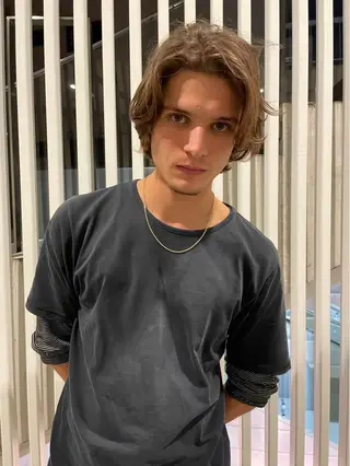 ショート 海外風⚡️/艶カラー 🎀/フェンのヘアスタイル