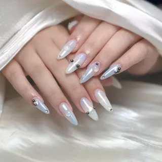 ネイル Maggie Nail🦩のネイルデザイン