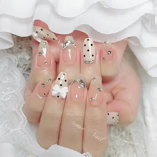 ネイル Kurieitibu 🍬Byu~tīのネイルデザイン