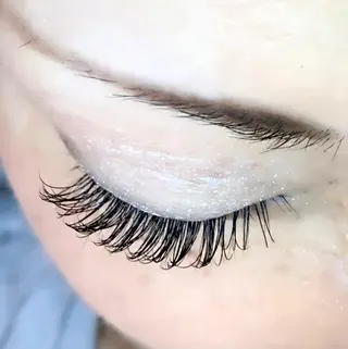 マツエク・マツパ charm なかやまのマツエク・マツパデザイン