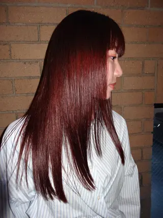 ロング カラー FLOWERS所属・ウルフ、レイヤー 、メンズカットSHOのヘアスタイル