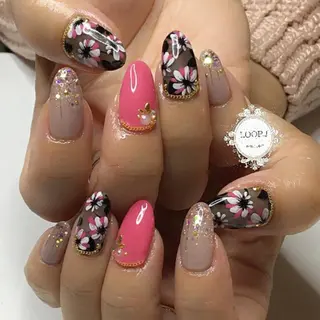 ネイル おおくぼ めぐみのネイルデザイン