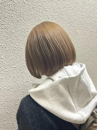 ショート カラー うる艶カラー× ハイトーン/miuのヘアスタイル