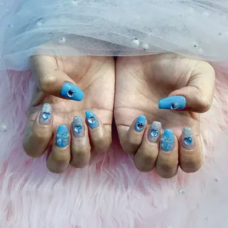 ネイル パーツ全部¥110 サロンミミのネイルデザイン