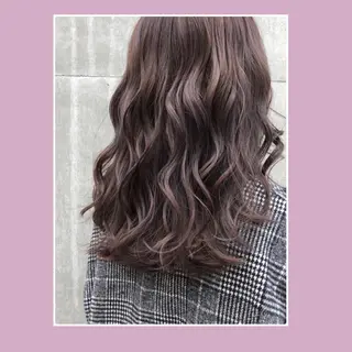 セミロング テラダ ココロのヘアスタイル