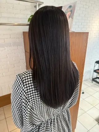 ロング 🌟デザインカラー 🌟コノミ🌟のヘアスタイル