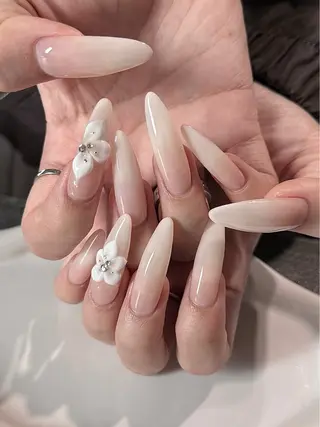 ネイル solu nail所属・碇 千波のネイルデザイン