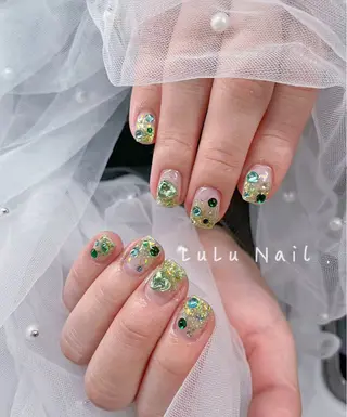 ネイル LULU Nail Salon 新宿所属・LU LU NailSalonのネイルデザイン