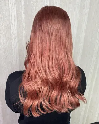 ロング カラー UNDER vr 【アンダーバー】のヘアスタイル