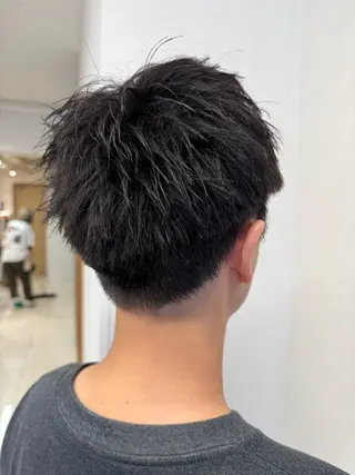 ショート メンズ パーマ/ハイトーン /吉田眞のヘアスタイル