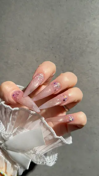 ネイル I-nailロング /ワンホン/キラキラのネイルデザイン