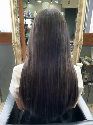 ロング 大内 志穂のヘアスタイル