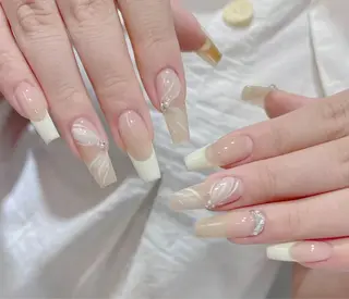 ネイル D-BEAUTY Nailsalonのネイルデザイン