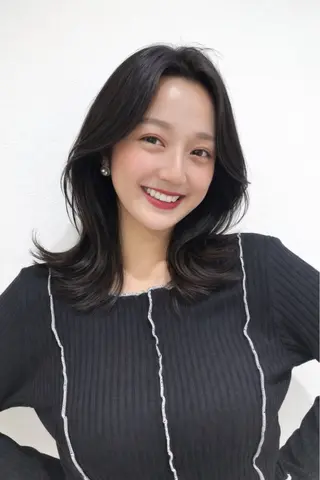 セミロング 映える顔まわり/前髪 特化 💗 ユキマのヘアスタイル