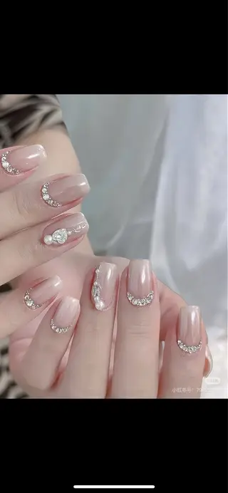 ネイル B·U Nail大宮 長さだし専門店のネイルデザイン