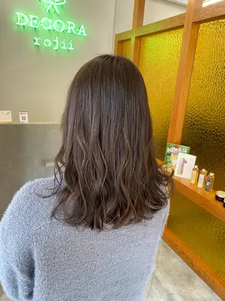 セミロング DECORArojii所属・赤坂 菜々恵のヘアスタイル