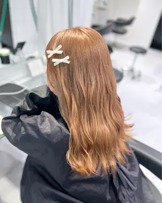 ロング カラー ヘアアレンジ 🫧うる艶トレンド 🫧透明感カラーのヘアスタイル