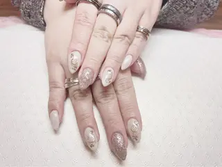 ネイル Ui_Amor (パラジェル)のネイルデザイン