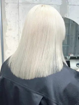 セミロング 💛ムラ修正ブリーチ 💛YUUのヘアスタイル