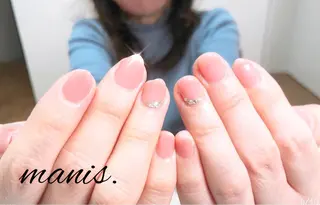 ネイル manis .のネイルデザイン