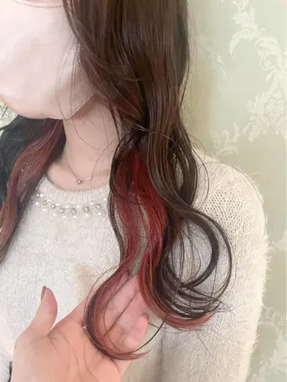 ロング カラー EARTH中島 秋桜久のヘアスタイル