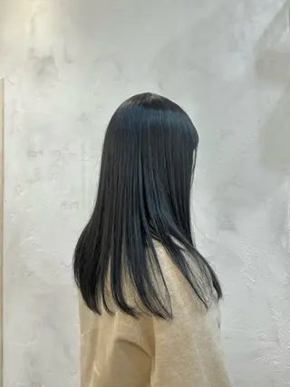 ロング カラー vi-ta所属・平田 千莉のヘアスタイル