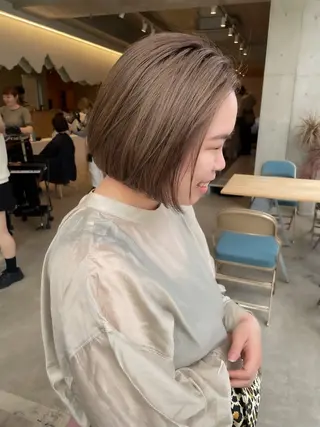 ショート カラー ヘアアレンジ ミニボブ/ブリーチ 🌈MISATOのヘアスタイル