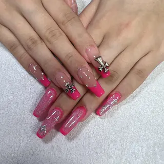 ネイル Rire_eye+beauty_nail所属・Rire_ nail_yukiのネイルデザイン
